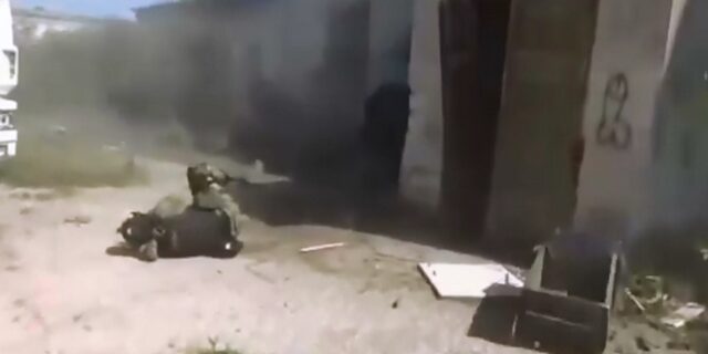 Βρείτε τι δεν πάει καλά σε αυτό το βίντεο των ρωσικών ειδικών δυνάμεων