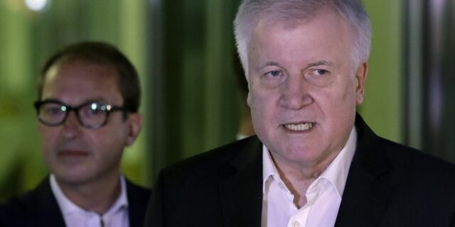 Γερμανία: Σφοδρές επικρίσεις κατά του Ζεεχόφερ από το SPD
