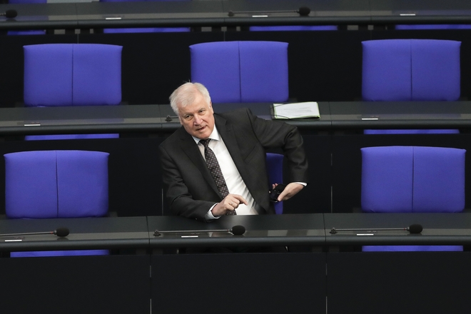 Γερμανία: Παραίτηση Ζεεχόφερ ζητά η αντιπολίτευση