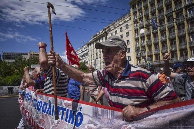 Σύνταξη: Η σωτηρία της πατρίδας