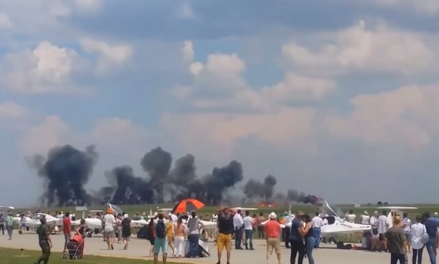 Τραγωδία στη Ρουμανία: Συνετρίβη πολεμικό αεροσκάφος σε show – Νεκρός ο κυβερνήτης