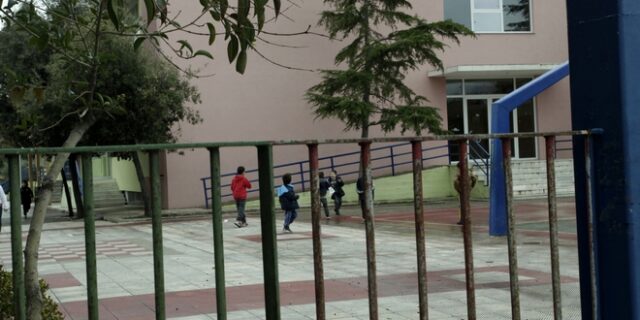 Κατεπείγουσα προκαταρκτική εξέταση για την αυτοκτονία του 14χρονου στην Αργυρούπολη