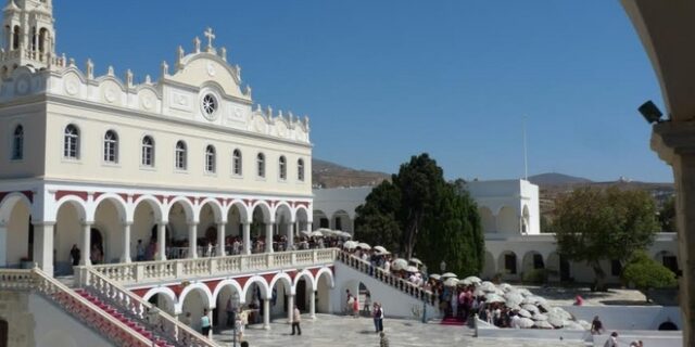 ΣτΕ: Παραμένει μέχρι τα τέλη Οκτωβρίου η σημερινή διοίκηση στο Ίδρυμα Ευαγγελίστριας Τήνου