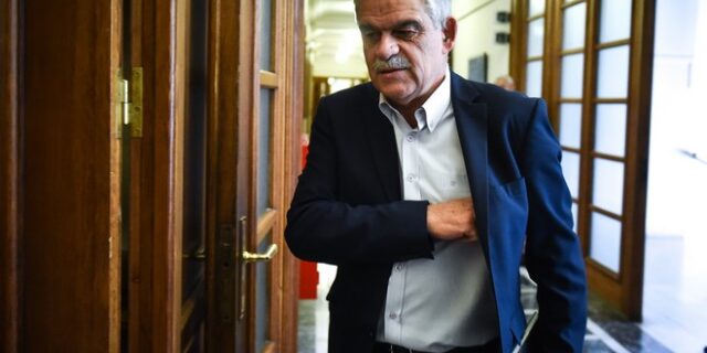 Η παραίτηση του Ν. Τόσκα και η άρνηση του πρωθυπουργού