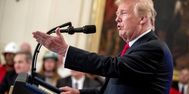 Ο Τραμπ απειλεί με δασμούς 500 δισ. δολαρίων σε κινέζικα προϊόντα