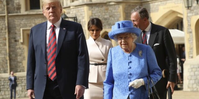 Τραμπ: Πολύ όμορφη γυναίκα η Ελισάβετ, πολύ έξυπνος ο Κιμ Γιονγκ Ουν