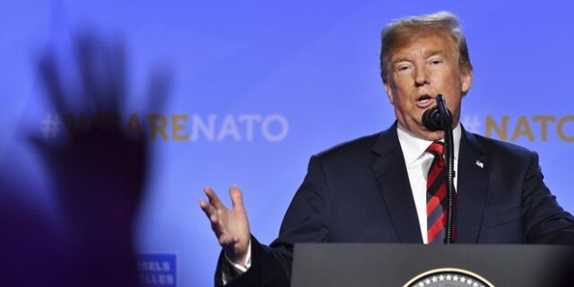 Τραμπ: Αν καθαιρεθώ θα καταρρεύσουν οι αγορές, θα φτωχύνετε όλοι