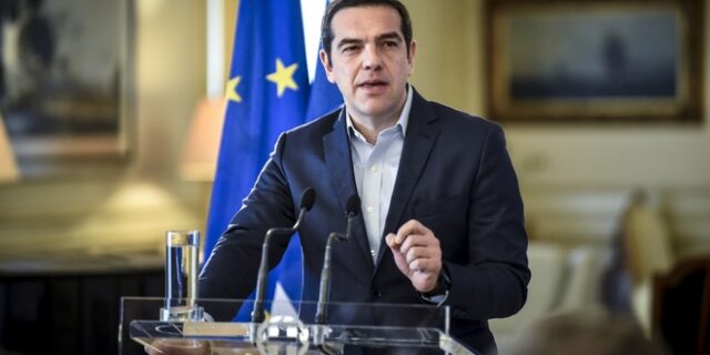 Γεμίζει το καλάθι της ΔΕΘ με φοροελαφρύνσεις και κοινωνικές παροχές