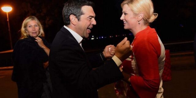 Σύνοδος ΝΑΤΟ: Ο Τσίπρας πανηγύρισε την πρόκριση της Κροατίας με την πρόεδρο Κιτάροβιτς