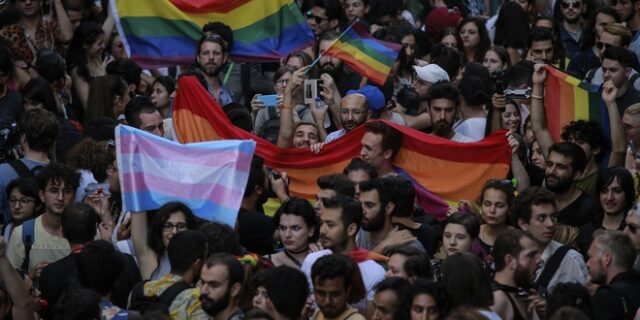 Οι τολμηροί LGBT Τούρκοι που αψηφούν τον Ερντογάν
