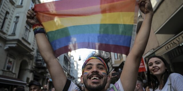 Τουρκία: Gay Pride στην Κωνσταντινούπολη παρά την απαγόρευση
