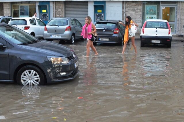 Γιατί είναι τόσο διαφορετικός ο φετινός καιρός – Τι συμβαίνει τελικά;