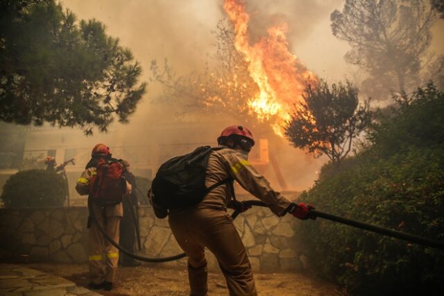 Έκτακτη εκπομπή: Συνεχής ενημέρωση από τα πύρινα μέτωπα