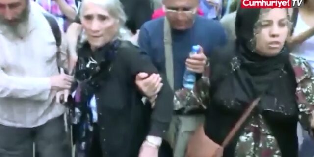 Δεν διστάζει το καθεστώς Ερντογάν: Διέλυσε συγκέντρωση στην Κωνσταντινούπολη