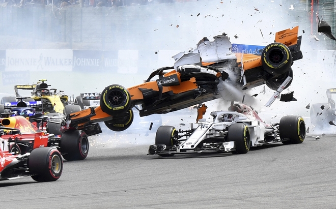 F1: Το τρομακτικό ατύχημα του Αλόνσο στο Σπα