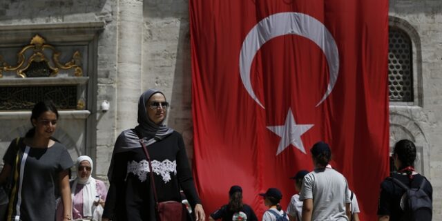 Τουρκία στο χείλος του γκρεμού: 14% πάνω οι τιμές αερίου και ρεύματος