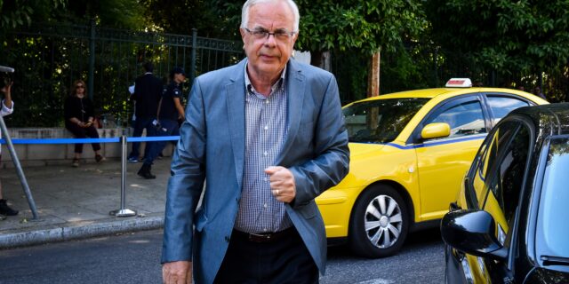 Αποστόλου: “Καθαρά για προληπτικούς λόγους οι εκκενώσεις”