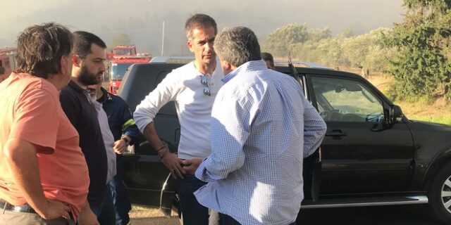 Μπακογιάννης για τη φωτιά: “Μέλημά μας οι άνθρωποι και οι περιουσίες τους”