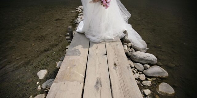 Νύφη έβρισε γαμπρό, συγγενείς και φίλους και ακύρωσε το γάμο