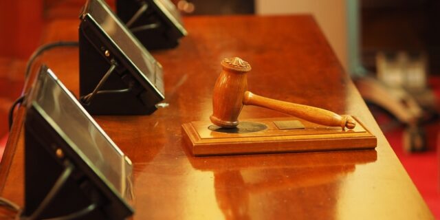 Σοκ στη Γερμανία: Ζευγάρι εξέδιδε σε παιδεραστές τον μικρό γιο του