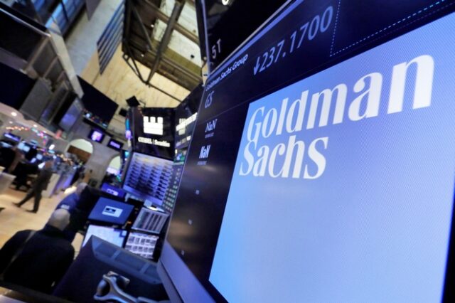 Goldman Sachs: Πληρώνει τις νέες μητέρες να στέλνουν σπίτι το μητρικό γάλα όσο λείπουν