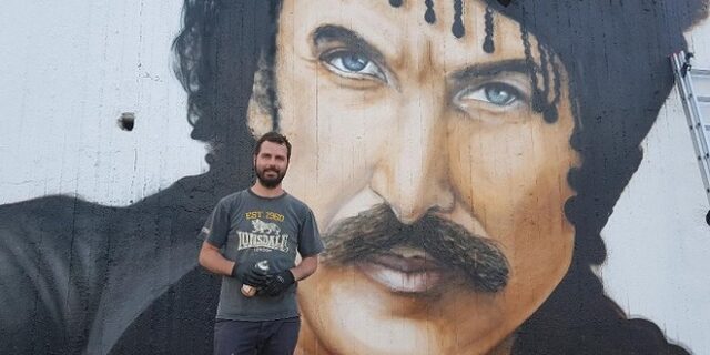 Κρήτη: Το μοναδικό γκράφιτι με την μορφή του Ξυλούρη στα Ανώγεια