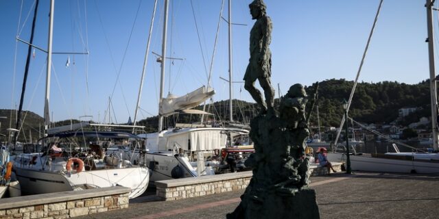 Ιθάκη: Από πού κρατά η σκούφια της