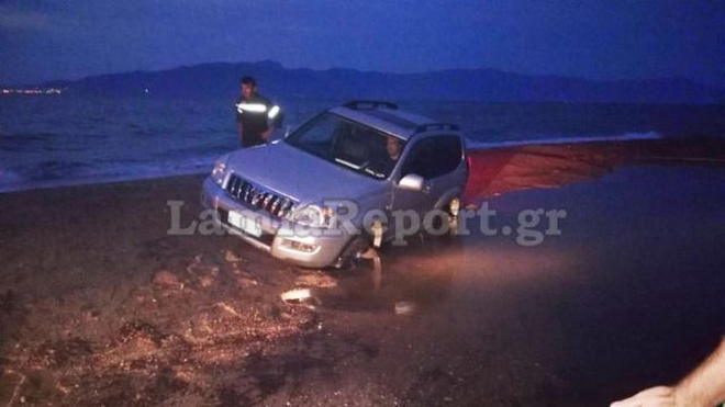 Παραλίγο τραγωδία με 4μελή οικογένεια στην παραλία της Αρκίτσας
