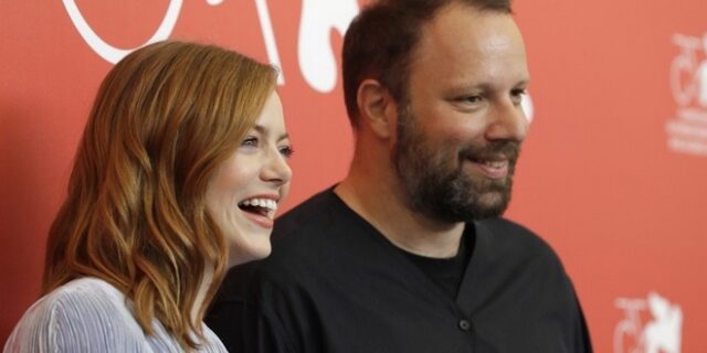 H Emma Stone, η Olivia Colman και το βασιλικό σεξ του ‘The Favourite’