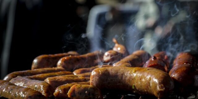 Λουκάνικο: ποια είναι η προέλευσή του
