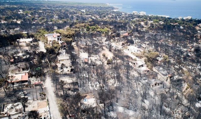 Ανοιχτή επιστολή κατοίκων στο Μάτι: “5 μήνες μετά δεν μπορούμε να φτιάξουμε τα σπίτια μας”