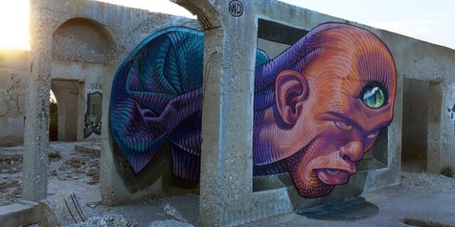 Ο WD μετατρέπει το ξενοδοχείο – φάντασμα της Νάξου σε έργο τέχνης
