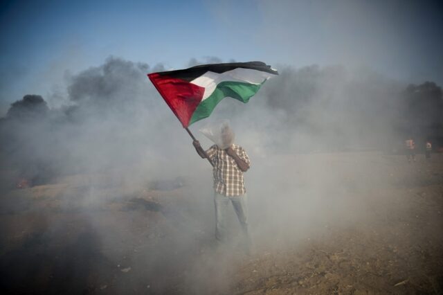 Γάζα: Υπέκυψε στα τραύματά του 17χρονος Παλαιστίνιος