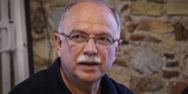 Παπαδημούλης: Όσοι εκπροσωπούμε το κράτος, χρωστάμε μια συγγνώμη