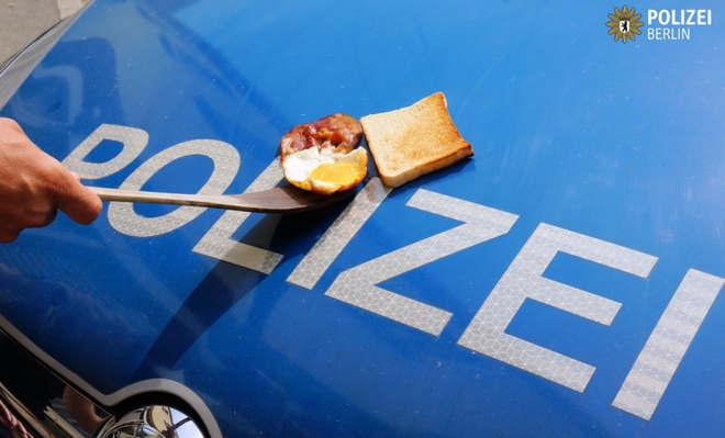 Καύσωνας: Στη Γερμανία οι αστυνομικοί τηγανίζουν πάνω στα περιπολικά