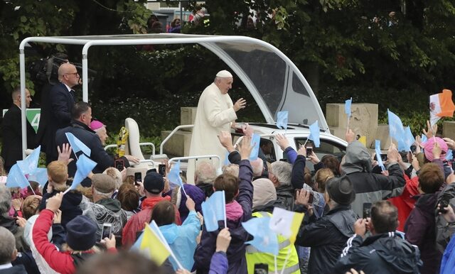 Ζήτησε συγχώρεση από τον Κύριο για τα σκάνδαλα σεξουαλικής κακοποίησης ο Πάπας