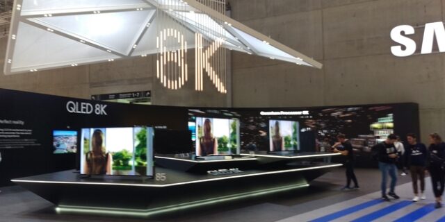 Samsung: Φέρνει πρώτη 8Κ  τηλεοράσεις στην Ελλάδα. Πότε έρχονται και πόσο θα στοιχίζουν