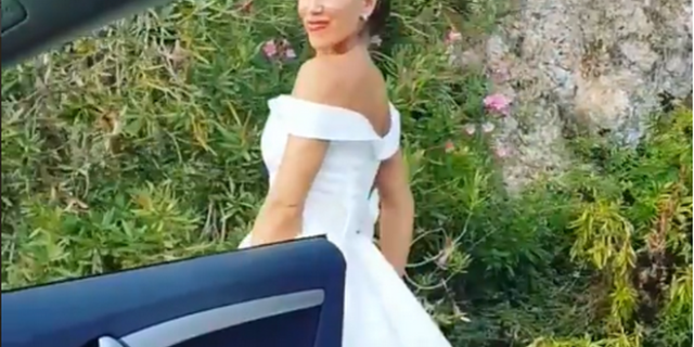 Το kiki challenge της Στικούδη με το νυφικό της!