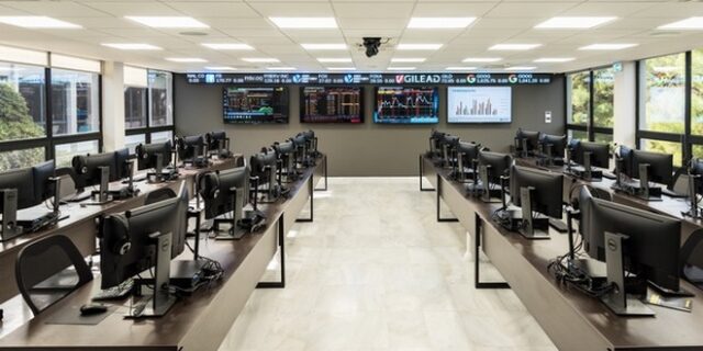 Μία μέρα στο Simulated Trading Room του Deree
