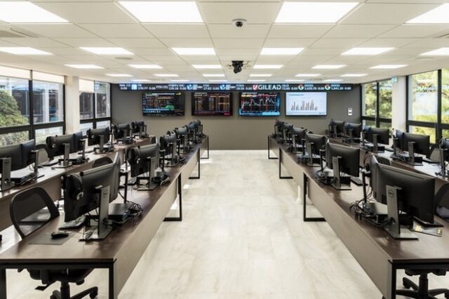 Μία μέρα στο Simulated Trading Room του Deree