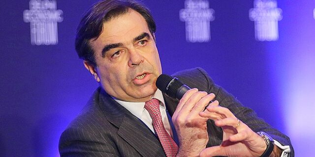 Κομισιόν:  Οι ελληνικές τράπεζες λαμβάνουν τα απαραίτητα μέτρα για τα “κόκκινα δάνεια”