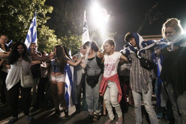 “Η ζωή τραβάει την ανηφόρα, με σημαίες και με ταμπούρλα”