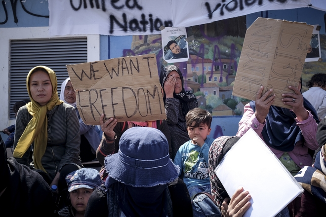 Κυβέρνηση: 2.000 μετανάστες θα φύγουν από τη Μόρια μέχρι το τέλος του μήνα