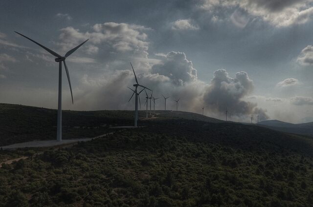 Τοπικές νεφώσεις και μελτέμι έως 7 μποφόρ στο Αιγαίο