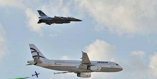 Airbus της Αegean και εννέα αεροσκάφη στον Αττικό ουρανό
