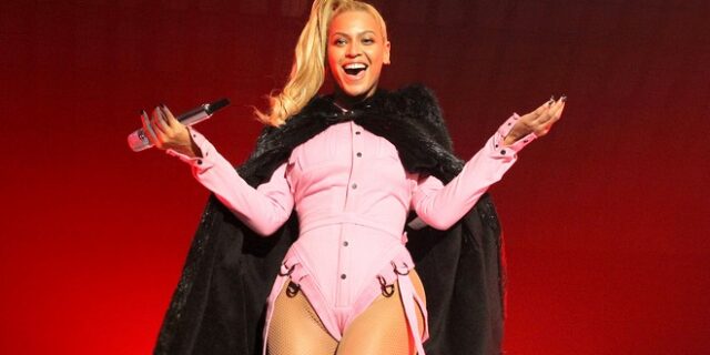 Η Beyoncé γιορτάζει και η μητέρα της αποκάλυψε σπάνιο ντοκουμέντο