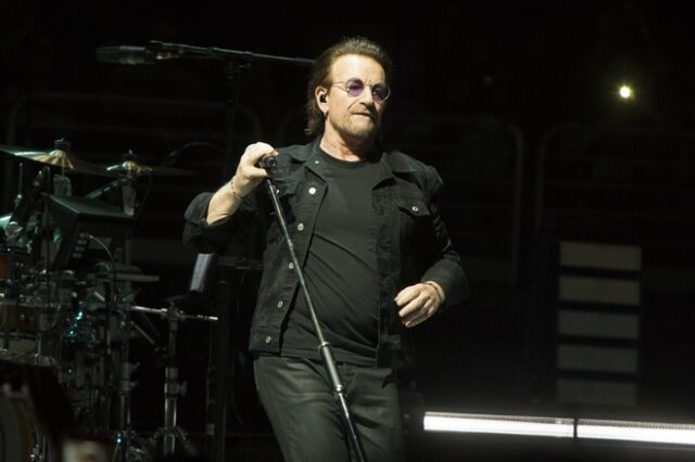 Θρίλερ με τον Μπόνο: Έχασε τη φωνή του κατά τη διάρκεια συναυλίας των U2