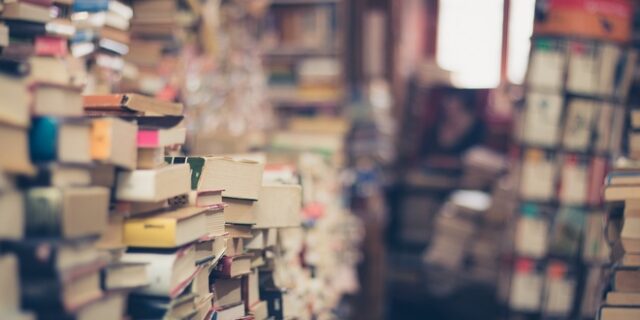 “Ακυβέρνητο πλοίο” το περιοδικό New York Review of Books