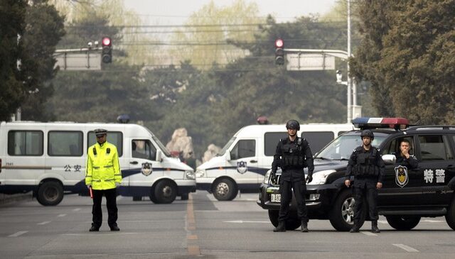 Κίνα: Αυτοκίνητο παρέσυρε πεζούς σε πλατεία – 3 νεκροί, 43 τραυματίες
