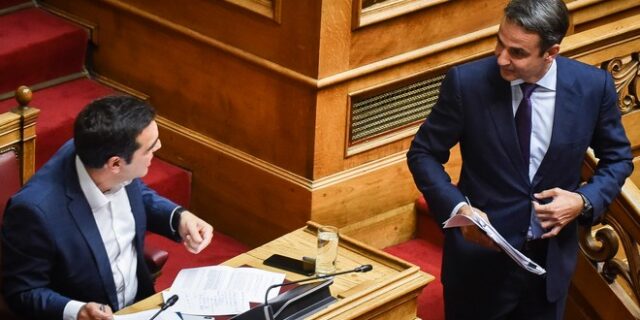 Η άνοδος του δικομματισμού δείχνει… νέα πόλωση